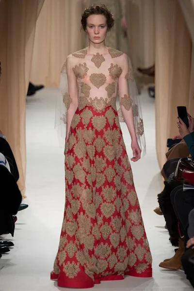 Look 32